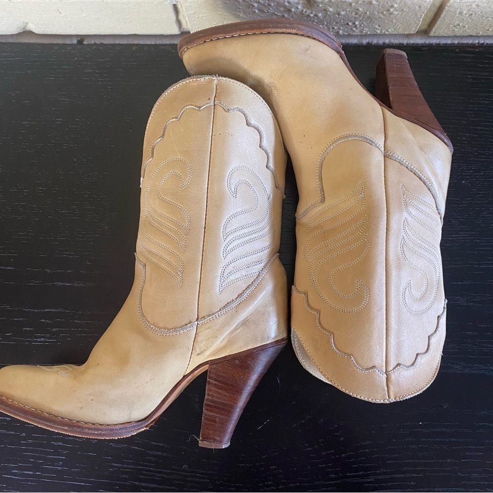 Vintage 80s Zodiac tan yellow leather heeled Leather boots Western Rodeo Size 6 - Picture 9 of 9